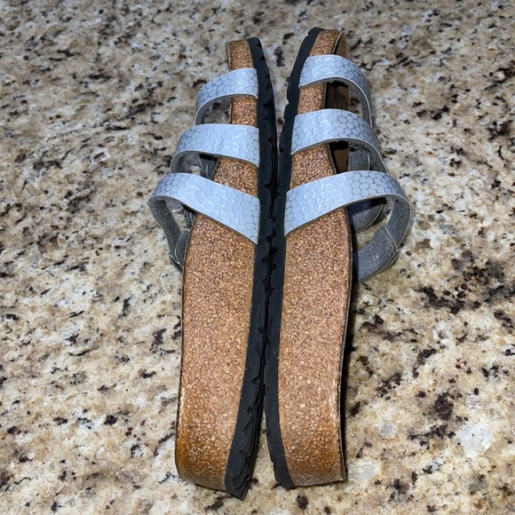 Birkis Birkenstock Sandals - Picture 3 of 8